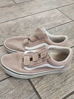 Classic Mauve Pink Vans Velcro Skate Sneakers with White Wave Accent
